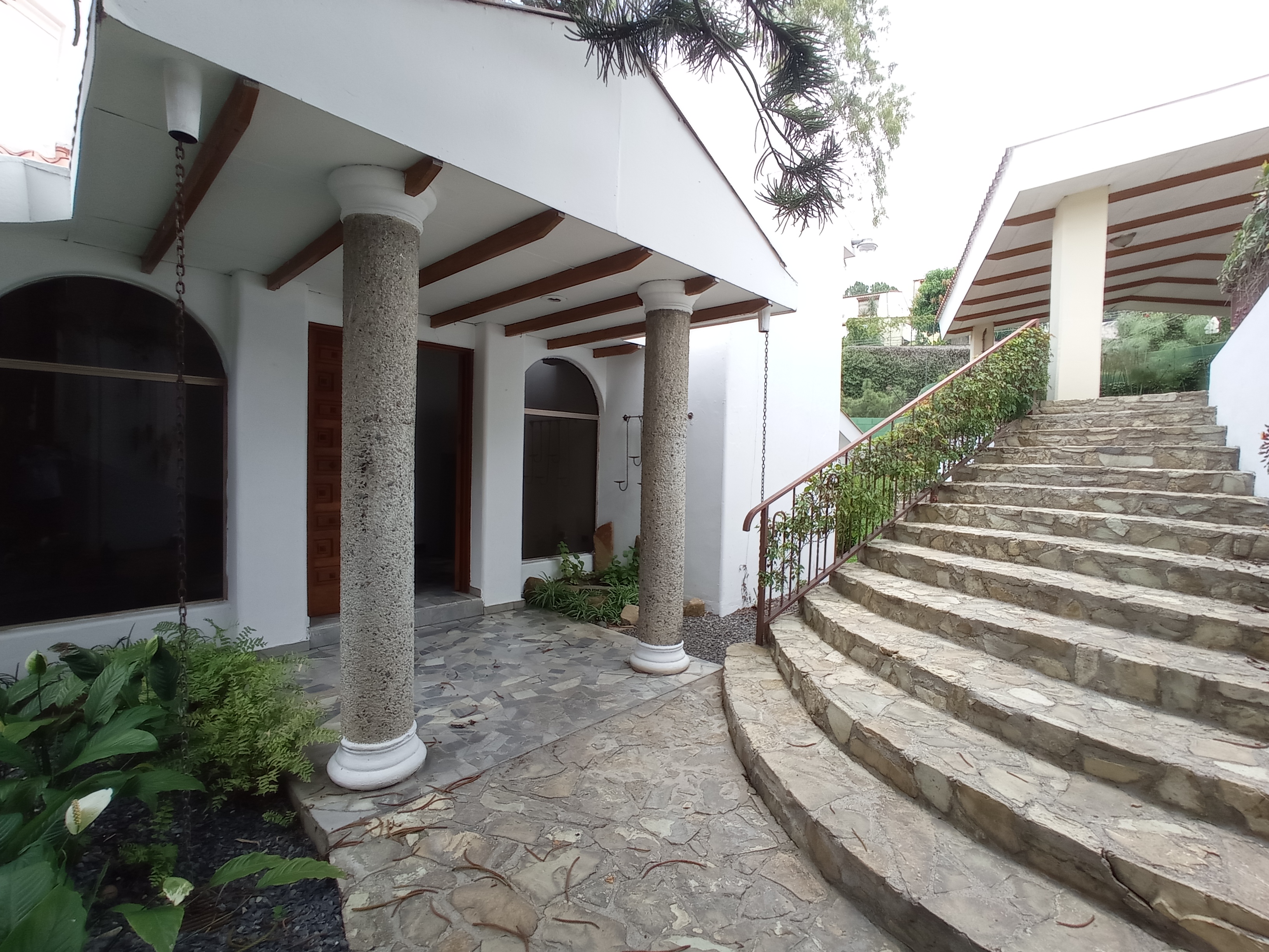 Vendo casa en Cumbres de Cuscatlán