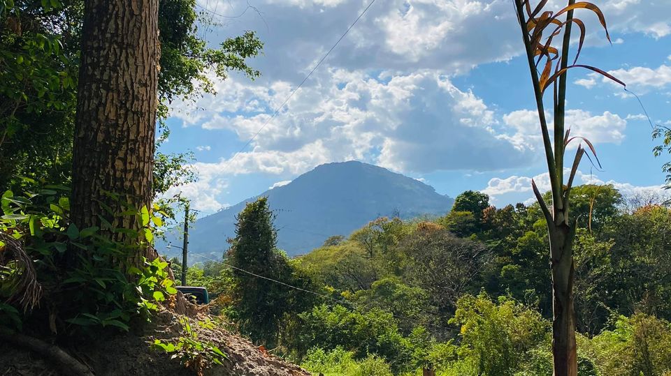 Terreno 2, 400 V2, Con Casa AYUTUXTEPEQUE